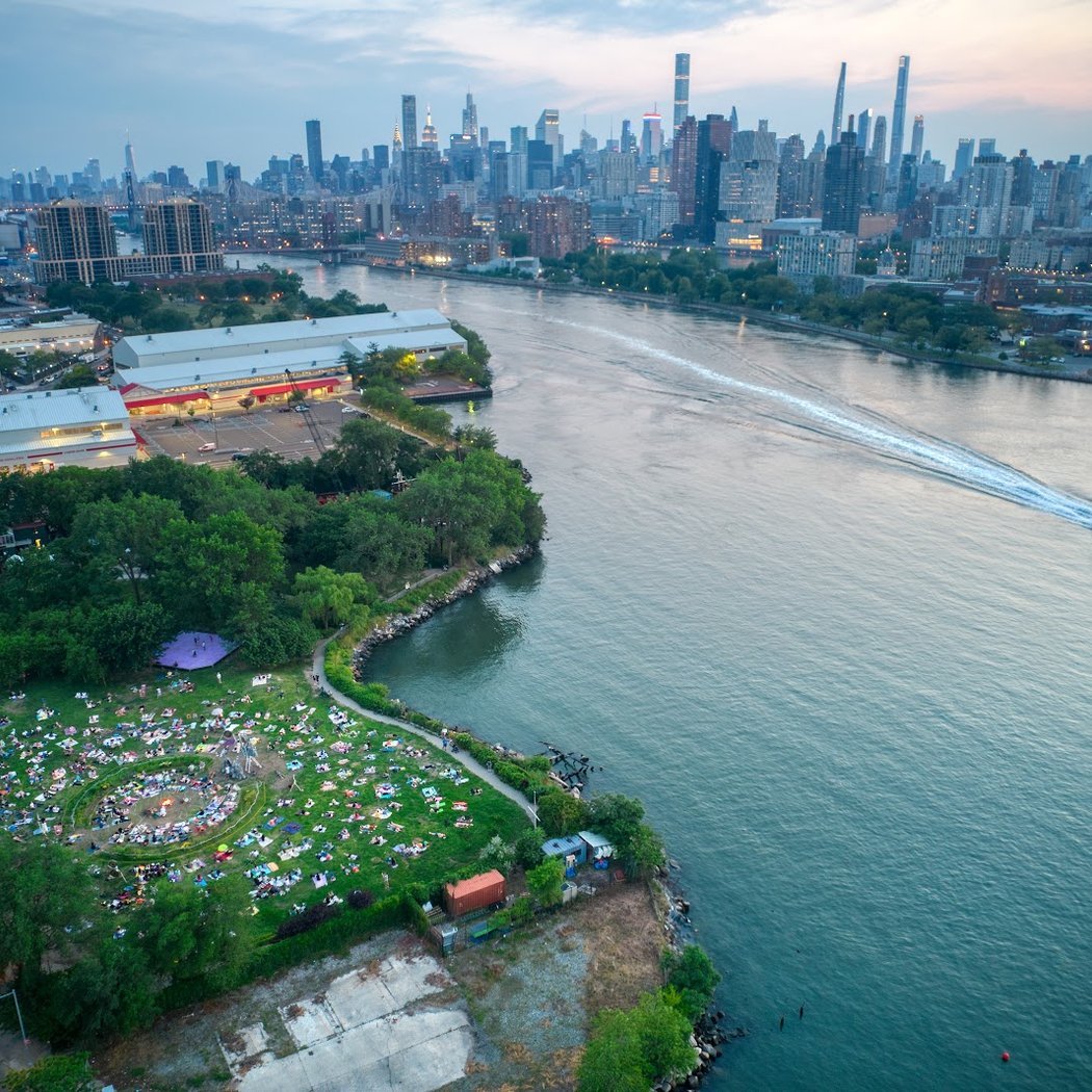 Astoria Has Pride – 4th Annual Picnic in the Park 1